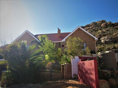 4 Bedroom House to rent in Springbok - 3551 Ouroena