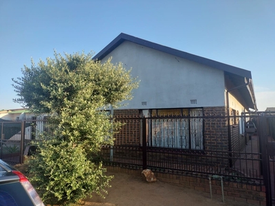 5 Bedroom House To Let in Mamelodi West