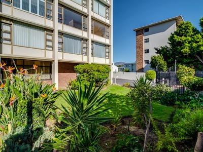 Apartment For Sale in Wynberg Upper