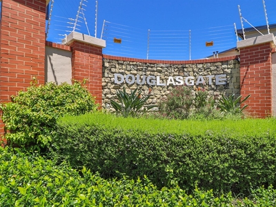 Apartment Rental Monthly in Douglasdale