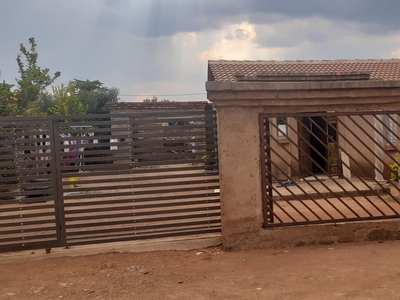 House For Sale in Soshanguve South