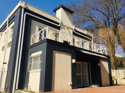 Office Auction in WOODMEAD