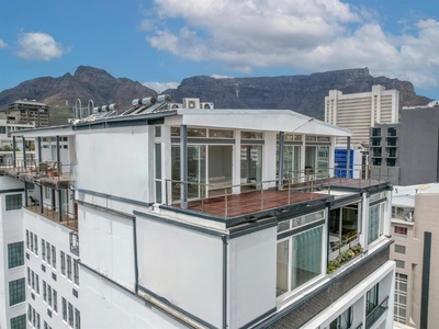 Penthouse For Sale in Cape Town City Centre