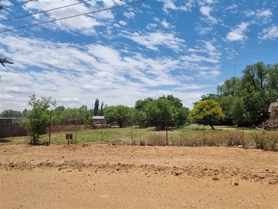 1058 m² Land available in Christiana