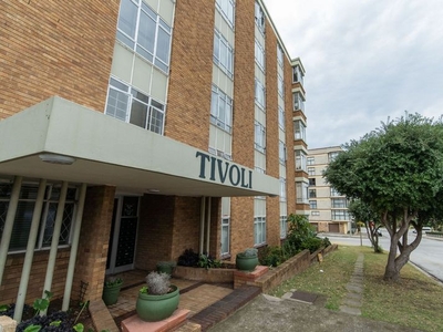 2 Bedroom apartment in Humewood For Sale
