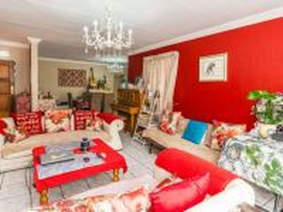 3 Bedroom Simplex for Sale For Sale in Lyttelton Manor - MR6
