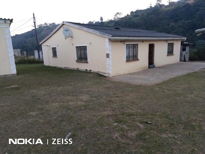 House For in Y- EMkhazini next to Phila Mall Umlazi accross the Mbongintwini River for R399 000 C...