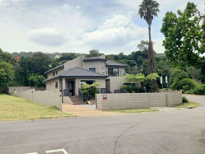 Knysna Guest House For Sale  R4950 000