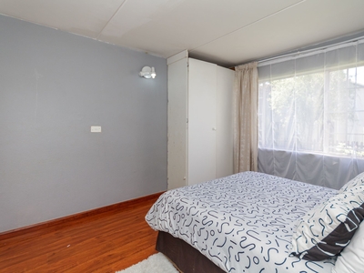 2 bedroom apartment for sale in Glen Marais
