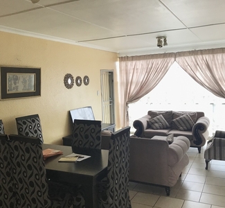 2 Bedroom Apartment / Flat For Sale In Benoni