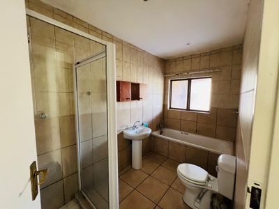 2 bedroom apartment for sale in Reyno Ridge