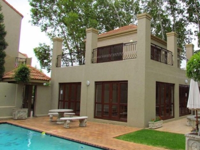 2 Bedroom townhouse - sectional for sale in Strathavon, Sandton