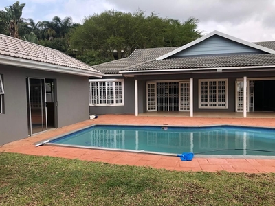 4 Bedroom House To Let in La Lucia