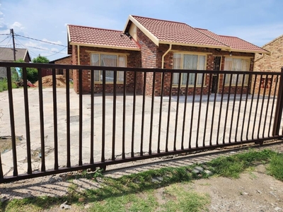 Home For Sale, Rustenburg North West South Africa