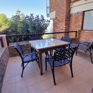 1 Bedroom Flat To Let in Camps Bay