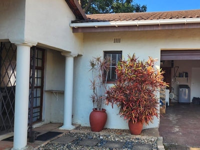 2 Bedroom cottage to rent in Waterfall, Hillcrest