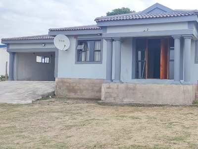 3 Bedroom House For Sale in Ensimbini