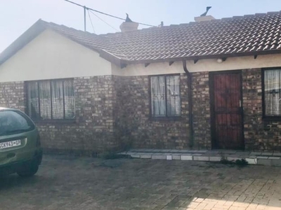 3 Bedroom house for sale in Mamelodi East, Pretoria