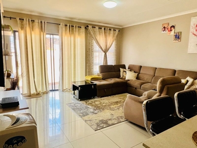 3 Bedroom townhouse-villa in Witbank Ext 10 For Sale
