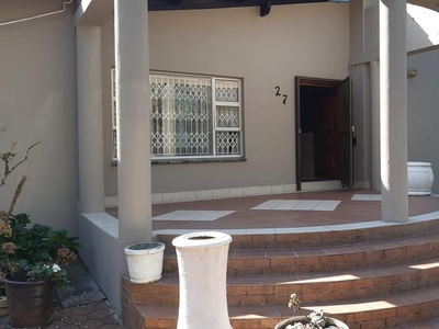 4 Bedroom house to rent in Amanzimtoti