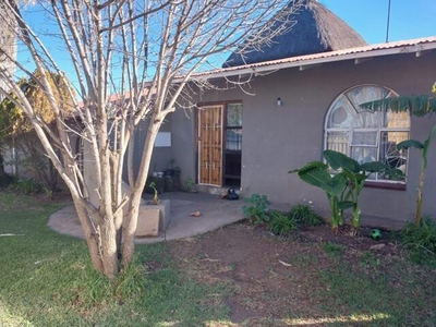 4 bedroom, Klerksdorp North West N/A