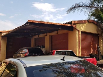 8 Bedroom house for sale in Kempton Park Ext 2