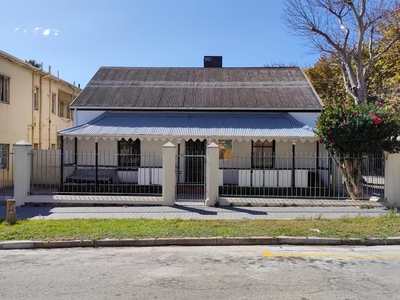 3 Bedroom House Rented in Port Elizabeth Central