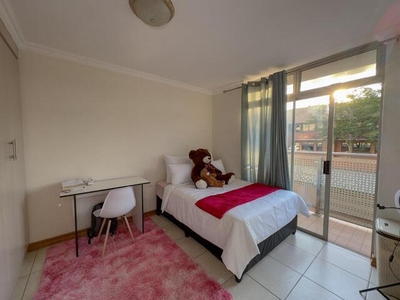 Apartment For Sale In Hatfield, Pretoria