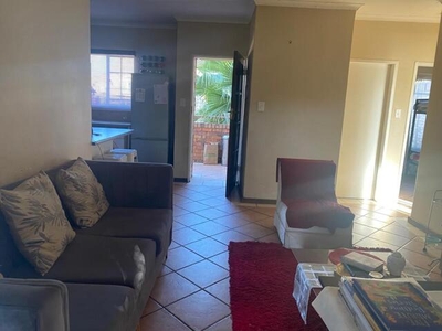 Apartment For Sale In Mooikloof View Estate, Pretoria