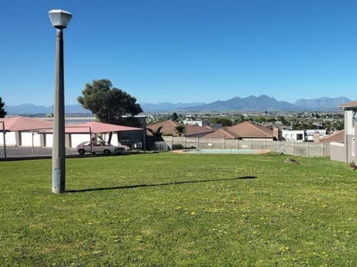 2 Bedroom apartment to rent in Brackenfell Central