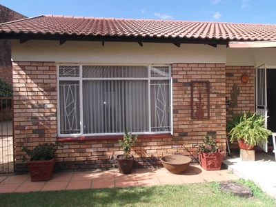 2 Bedroom Townhouse To Let in Lydenburg