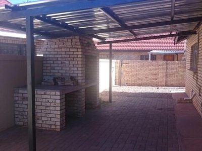 3 bedroom, Kathu Northern Cape N/A