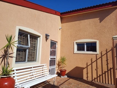 3 bedroom, Mitchells Plain Western Cape N/A