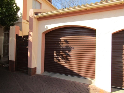 3 bedroom townhouse to rent in Arboretum (Bloemfontein)