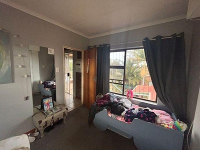 5 bedroom, Jeffreys Bay Eastern Cape N/A