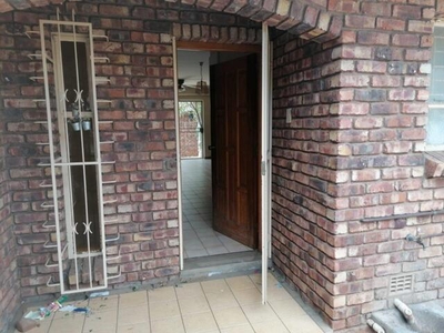 Apartment For Rent In New Park, Kimberley