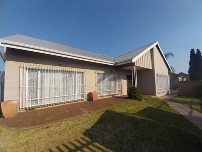 House For Sale In Brakpan Central, Brakpan