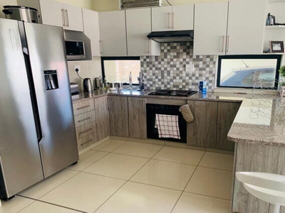 House For Sale In Jackaroo Park, Witbank