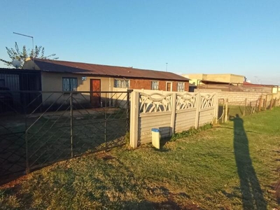 House For Sale In Kwa Thema, Springs