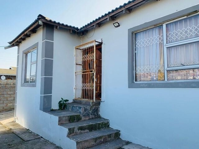 House For Sale In Southernwood, Mthatha