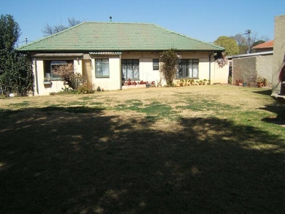 House For Sale In Talboton, Johannesburg
