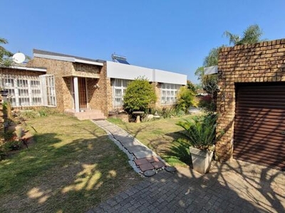House For Sale In West Acres Ext 20, Nelspruit
