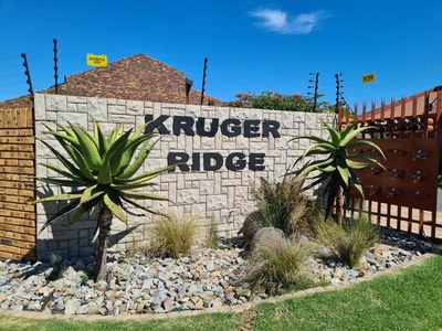 Townhouse For Sale In Monument, Krugersdorp