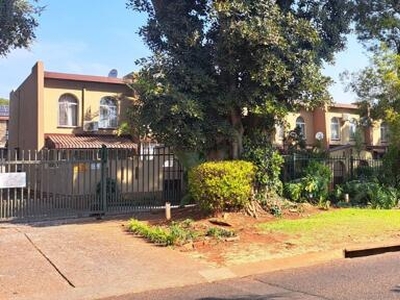Townhouse For Sale In Wonderboom, Pretoria