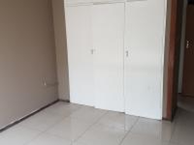 4 Bedroom Apartment to Rent in Sunnyside - Property to rent