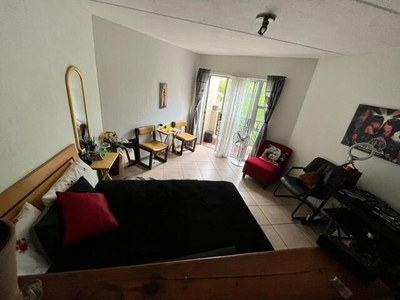 Apartment For Sale In Bryanston East, Sandton