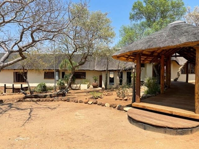 Commercial Property For Sale In Hoedspruit, Limpopo