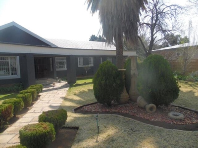 House For Rent In Jim Fouchepark, Welkom