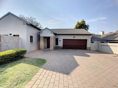 House For Rent In Rose Acres Estate, Pretoria