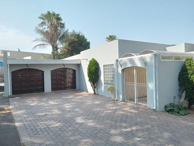 House For Rent In Strubensvallei, Roodepoort